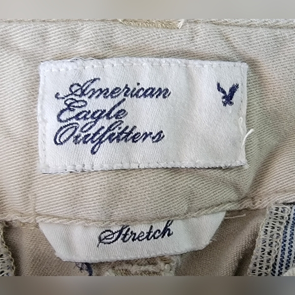 American Eagle AE Mid Rise Midrise Flared Wide Leg Khaki Dress Pants 8 Short - Picture 5 of 8